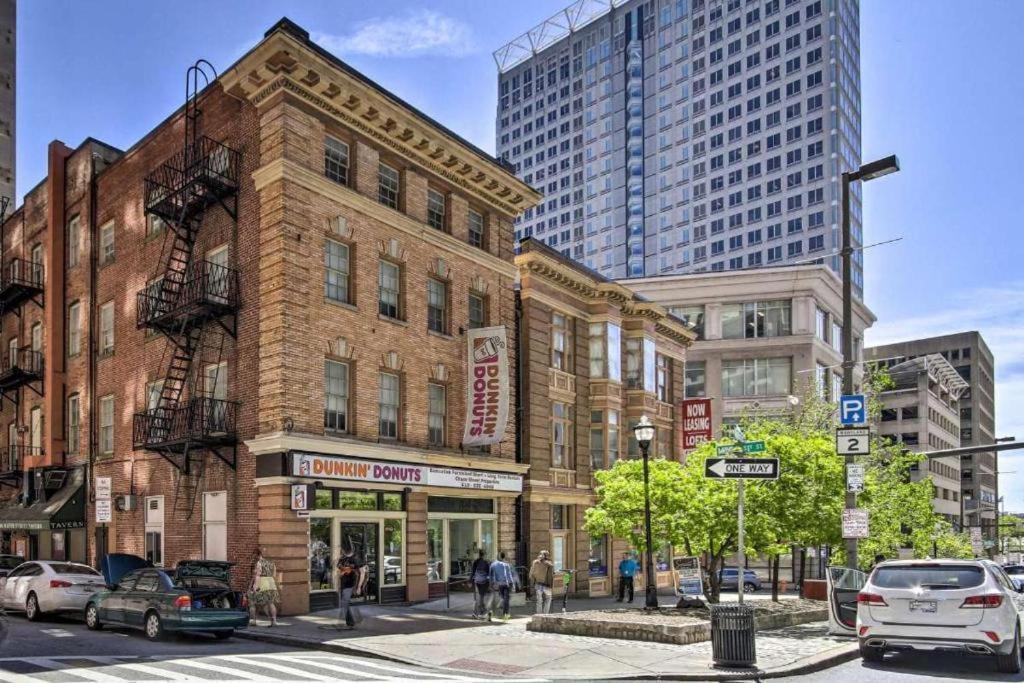 Chase At Lexington St Free Indoor Parking Convention Center Apartment Baltimore Bagian luar foto