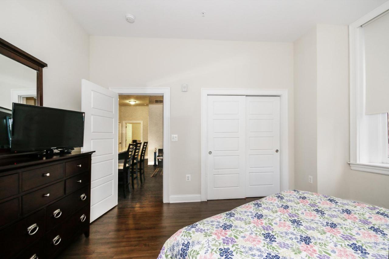 Chase At Lexington St Free Indoor Parking Convention Center Apartment Baltimore Bagian luar foto