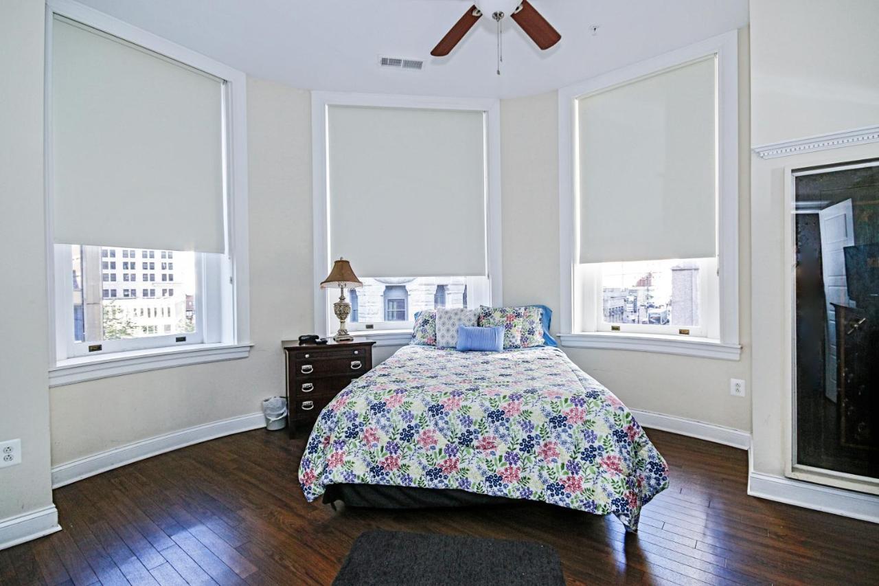 Chase At Lexington St Free Indoor Parking Convention Center Apartment Baltimore Bagian luar foto