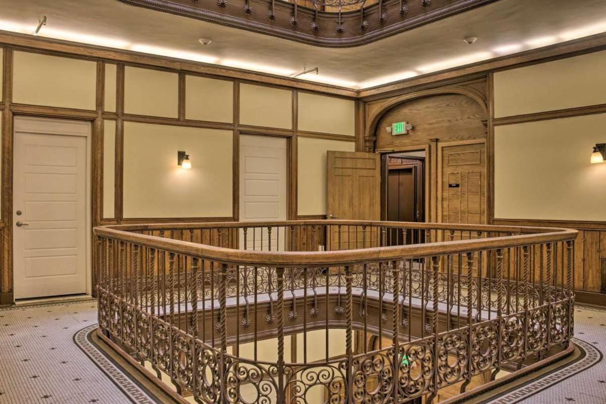 Chase At Lexington St Free Indoor Parking Convention Center Apartment Baltimore Bagian luar foto
